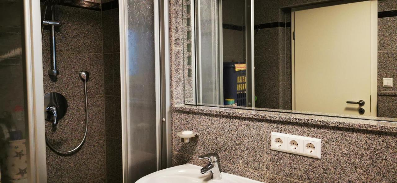 Tolle, Gemütliche, Voll Möblierte 3 Zimmer Wohnung. * Baden-Baden